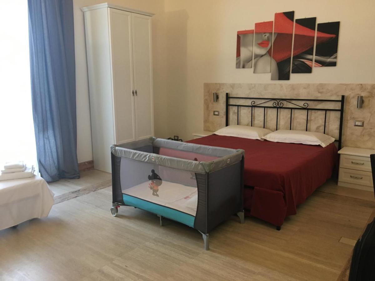 B&B Liberty 900 Катанія Екстер'єр фото